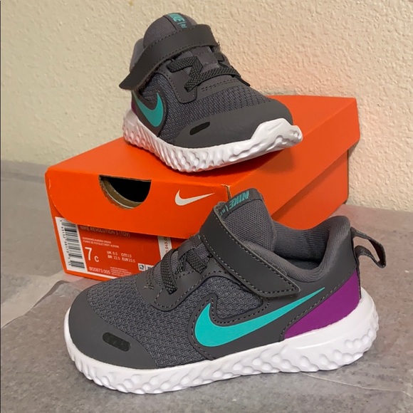 7c nike girl shoes